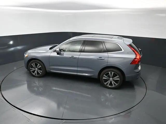 2023 Volvo XC60 B5 Plus Bright Theme