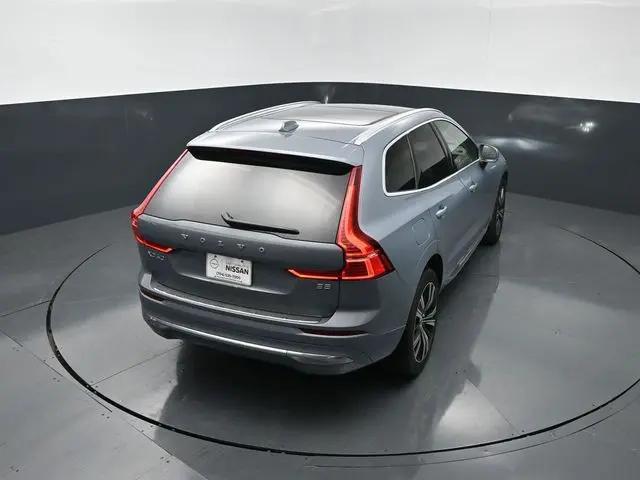 2023 Volvo XC60 B5 Plus Bright Theme