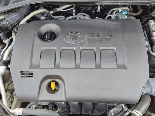 2021 Toyota C-HR LE