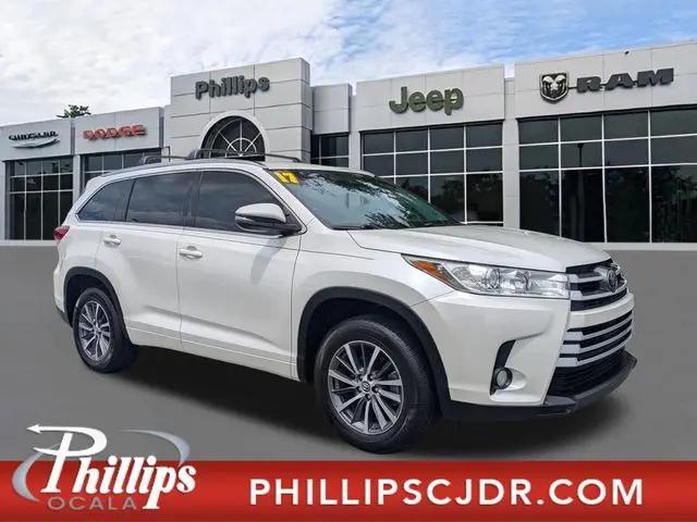 2017 Toyota Highlander XLE for sale in Ocala, FL