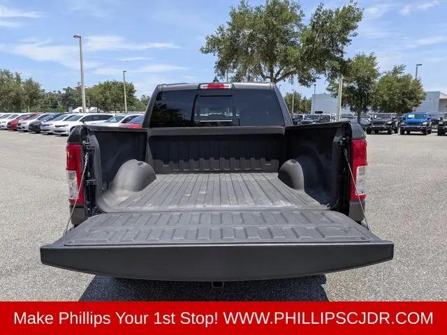 2019 Ram 1500 Tradesman Crew Cab 4x4 5'7" Box