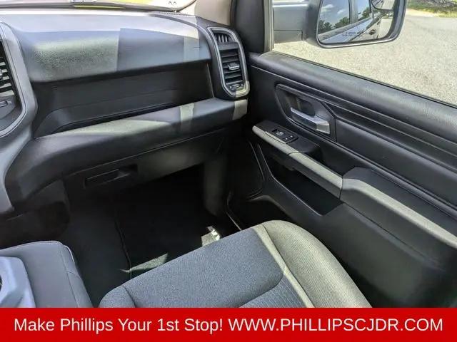 2019 Ram 1500 Tradesman Crew Cab 4x4 5'7" Box