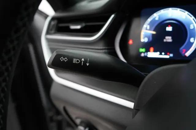 2024 Jeep Grand Cherokee L Laredo X 4x4