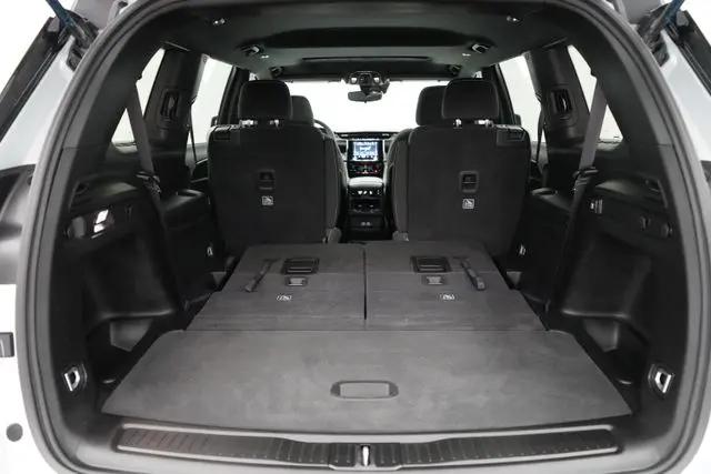 2024 Jeep Grand Cherokee L Laredo X 4x4
