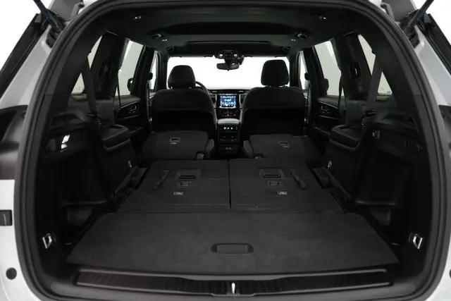 2024 Jeep Grand Cherokee L Laredo X 4x4