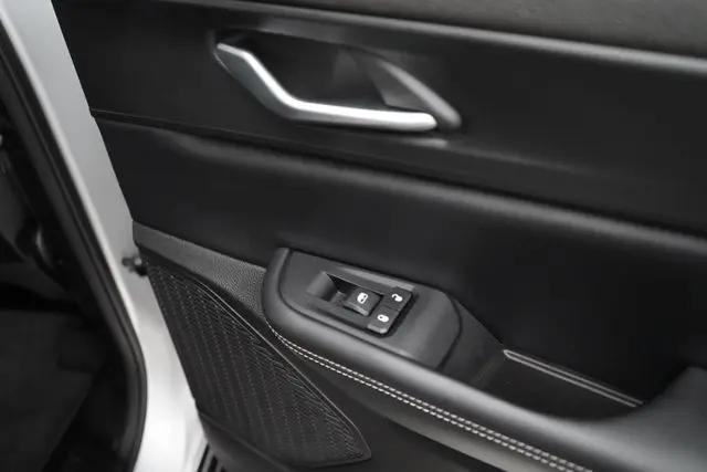 2024 Jeep Grand Cherokee L Laredo X 4x4