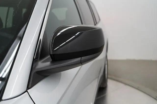 2024 Jeep Grand Cherokee L Laredo X 4x4