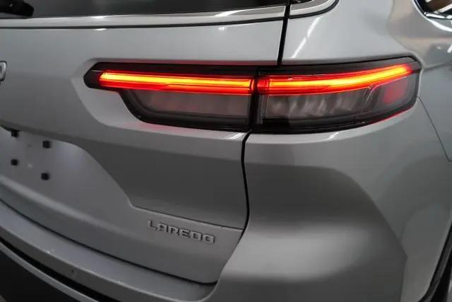 2024 Jeep Grand Cherokee L Laredo X 4x4