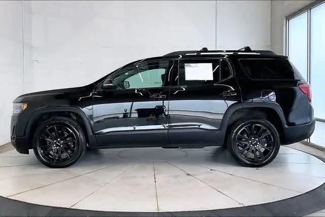 2023 GMC Acadia AWD SLT