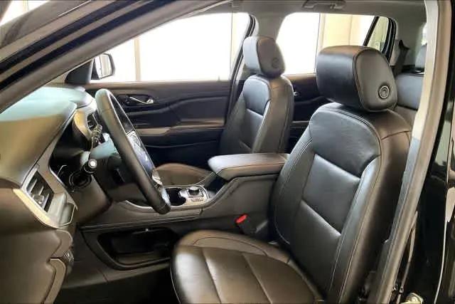 2023 GMC Acadia AWD SLT