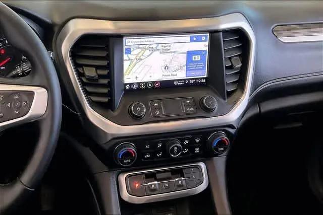 2023 GMC Acadia AWD SLT
