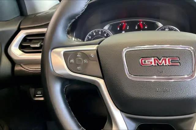 2023 GMC Acadia AWD SLT