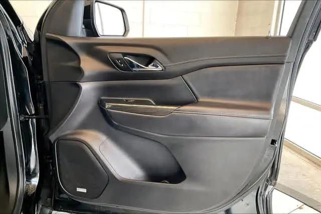 2023 GMC Acadia AWD SLT