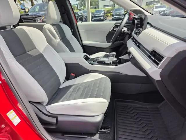2025 Mitsubishi Outlander SE 2.5 2WD