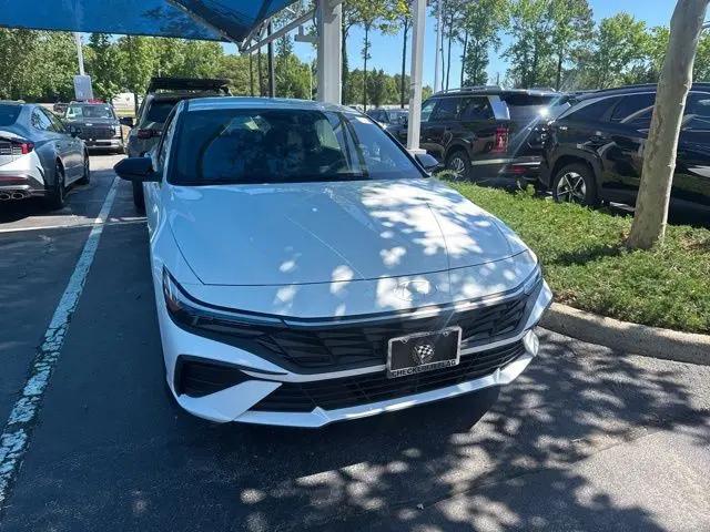 2025 Hyundai Elantra Hybrid SEL Sport