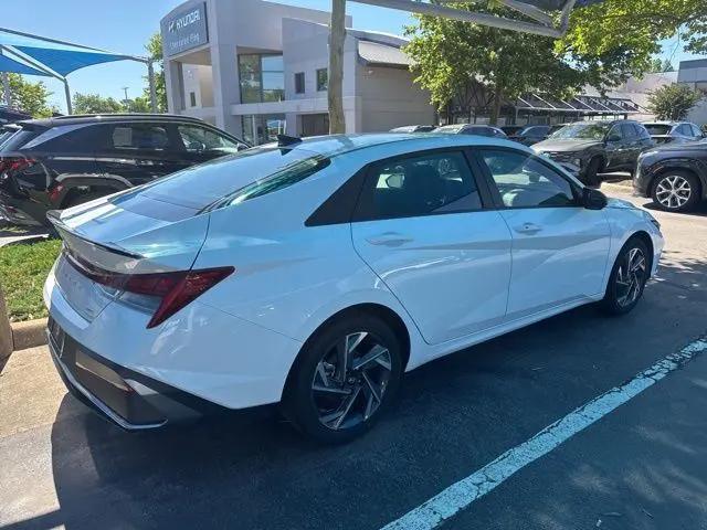 2025 Hyundai Elantra Hybrid SEL Sport