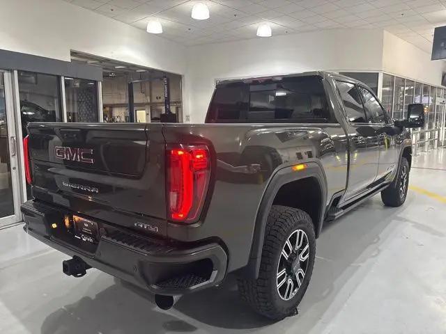 2023 GMC Sierra 3500HD 4WD Crew Cab Standard Bed AT4