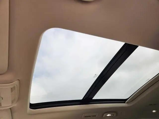 2023 Cadillac XT6 FWD Premium Luxury