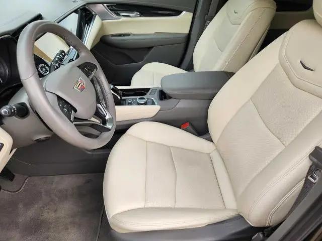 2023 Cadillac XT6 FWD Premium Luxury