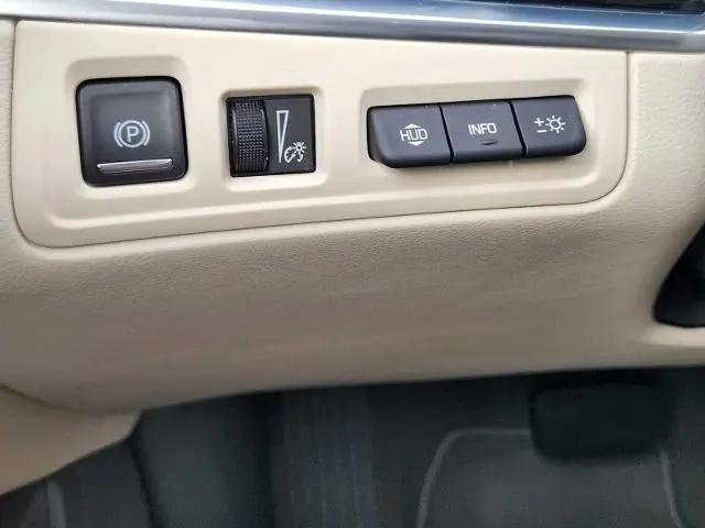 2023 Cadillac XT6 FWD Premium Luxury