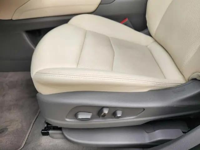 2023 Cadillac XT6 FWD Premium Luxury