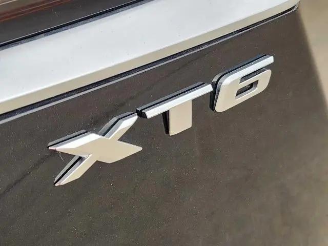 2023 Cadillac XT6 FWD Premium Luxury