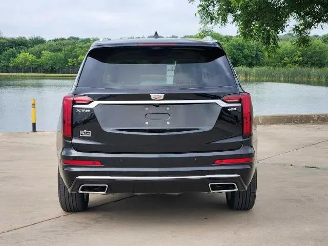 2023 Cadillac XT6 FWD Premium Luxury