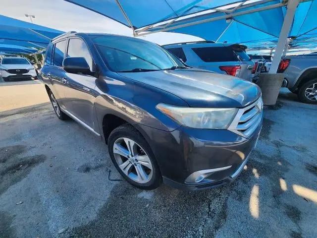 2011 Toyota Highlander Limited V6 for sale in Denton, TX