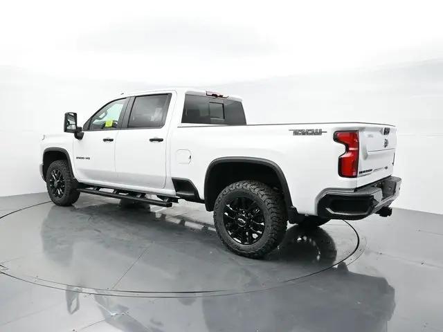 2026 Chevrolet Silverado 2500HD Crew Cab, Standard Bed, LT, 4WD
