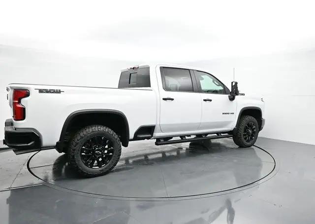 2026 Chevrolet Silverado 2500HD Crew Cab, Standard Bed, LT, 4WD