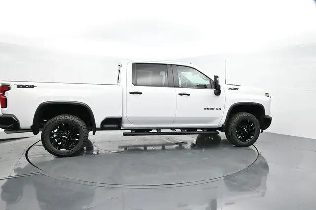 2026 Chevrolet Silverado 2500HD Crew Cab, Standard Bed, LT, 4WD