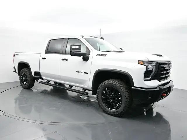 2026 Chevrolet Silverado 2500HD Crew Cab, Standard Bed, LT, 4WD