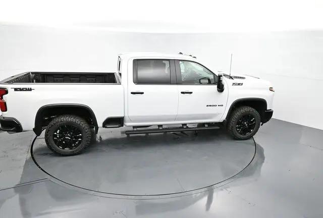 2026 Chevrolet Silverado 2500HD Crew Cab, Standard Bed, LT, 4WD