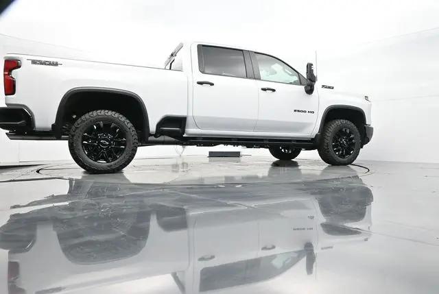 2026 Chevrolet Silverado 2500HD Crew Cab, Standard Bed, LT, 4WD