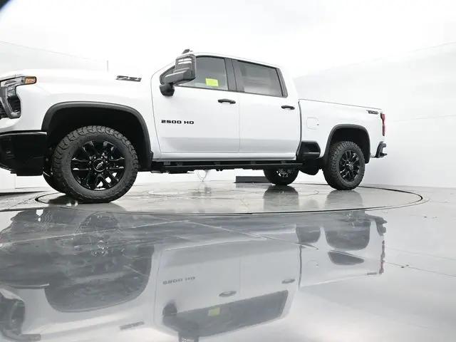 2026 Chevrolet Silverado 2500HD Crew Cab, Standard Bed, LT, 4WD