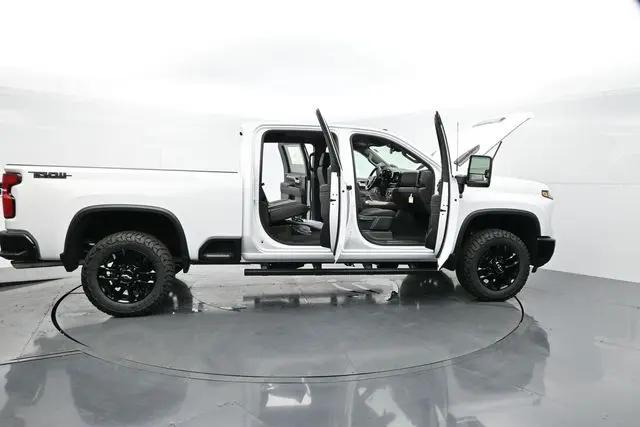 2026 Chevrolet Silverado 2500HD Crew Cab, Standard Bed, LT, 4WD