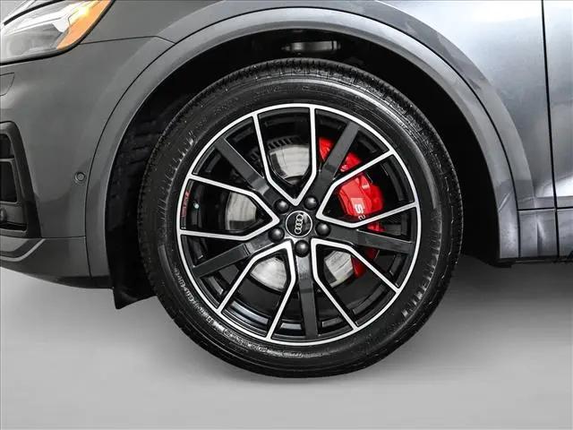 2023 Audi SQ5 Prestige TFSI quattro Tiptronic