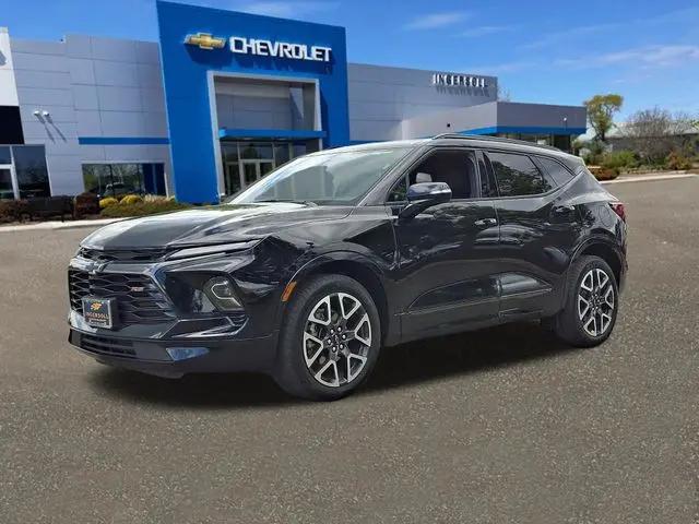 2025 Chevrolet Blazer AWD RS