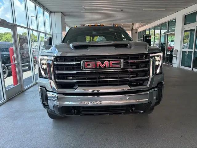 2024 GMC Sierra 2500HD 4WD Crew Cab Standard Bed SLT