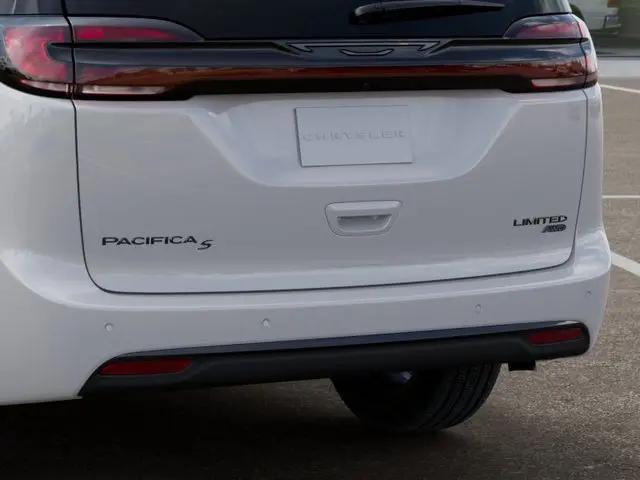 2027 Chrysler Pacifica Limited