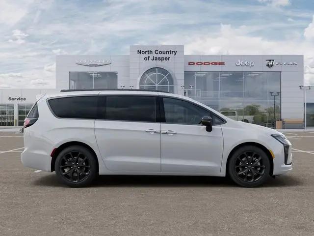 2027 Chrysler Pacifica Limited