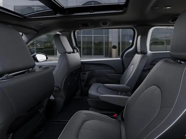 2027 Chrysler Pacifica Limited