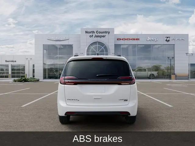 2027 Chrysler Pacifica Limited