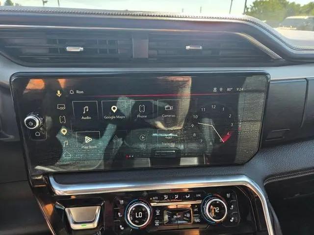 2024 GMC Sierra 2500HD 4WD Crew Cab Standard Bed Denali