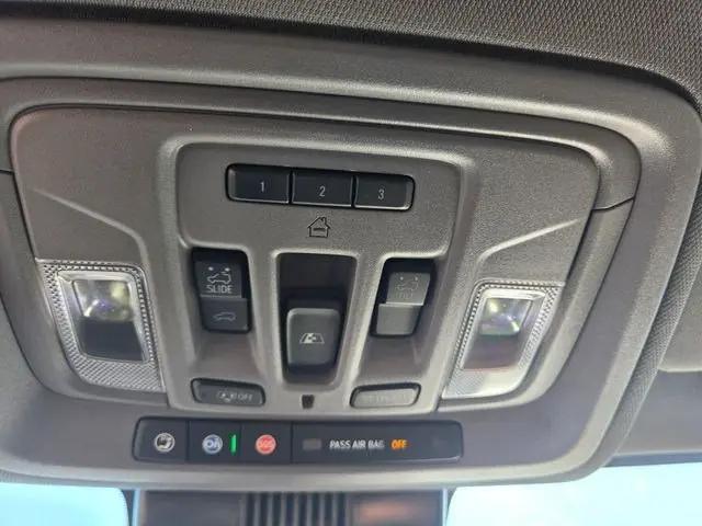 2024 GMC Sierra 2500HD 4WD Crew Cab Standard Bed Denali
