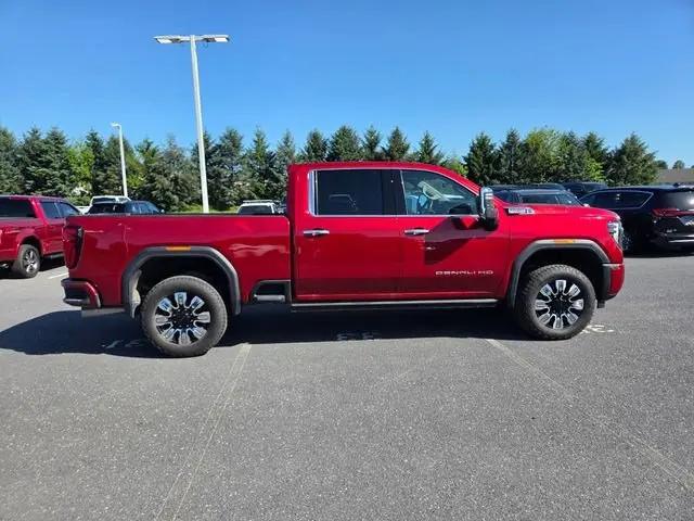 2024 GMC Sierra 2500HD 4WD Crew Cab Standard Bed Denali
