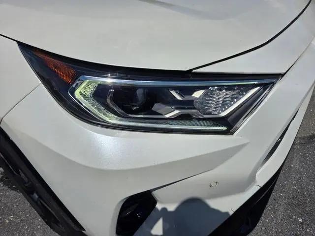 2020 Toyota RAV4 Hybrid XSE