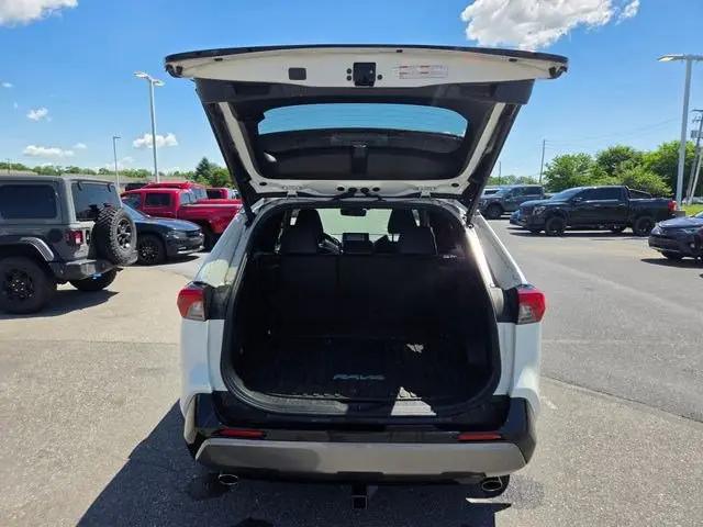 2020 Toyota RAV4 Hybrid XSE