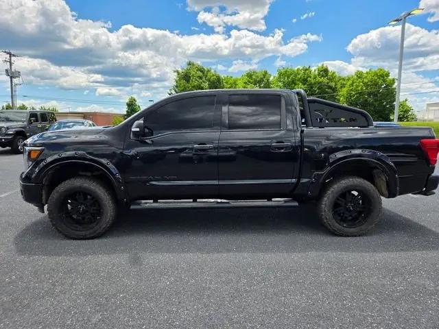 2019 Nissan Titan SL