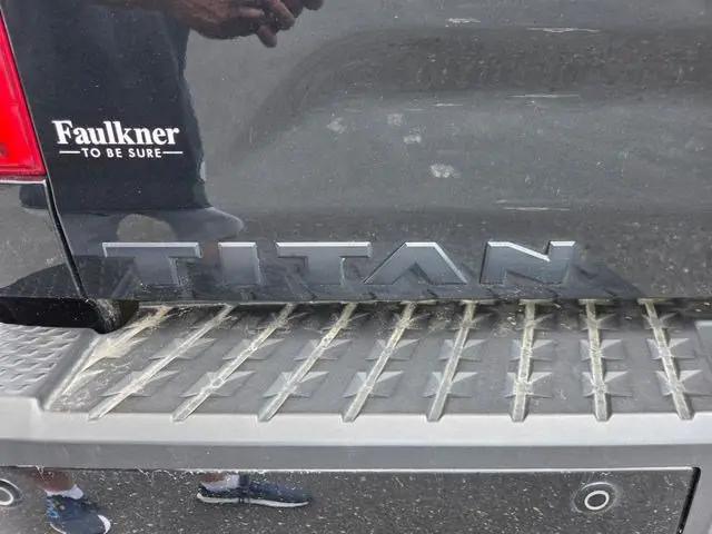 2019 Nissan Titan SL